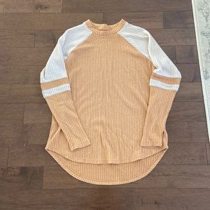 American eagle long sleeve shirt